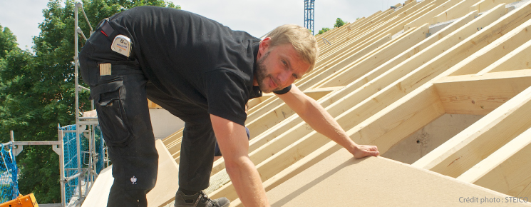 Sarking ou semi-sarking : choisir son isolation de toiture en rénovation