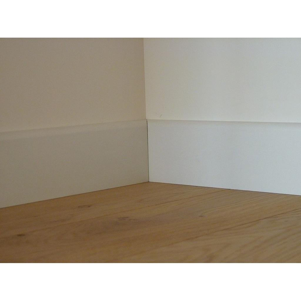 Plinthe revêtue blanc prête à peindre 80 x 2200 mm